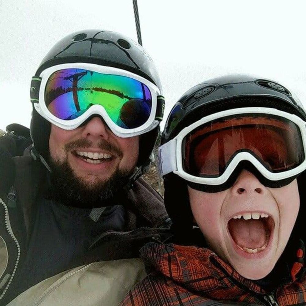 Meet your Posher, Eli